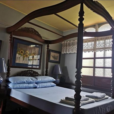 Casa Conchita Bed & Breakfast Taal Ngoại thất bức ảnh