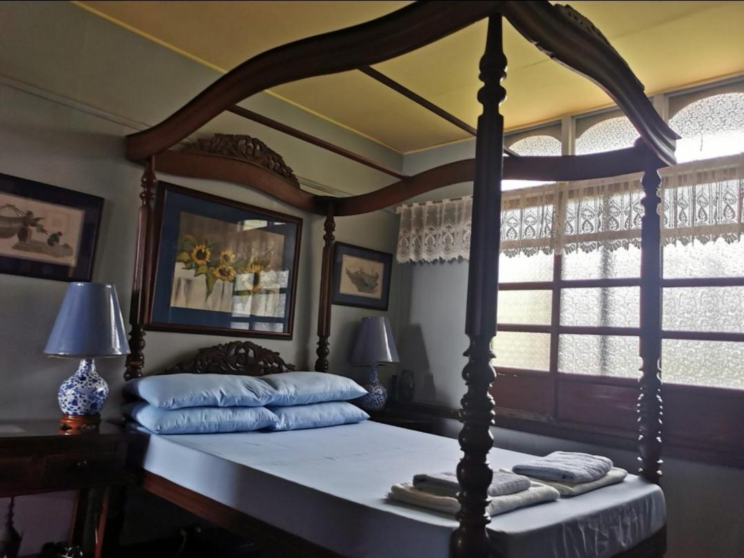 Casa Conchita Bed & Breakfast Taal Ngoại thất bức ảnh